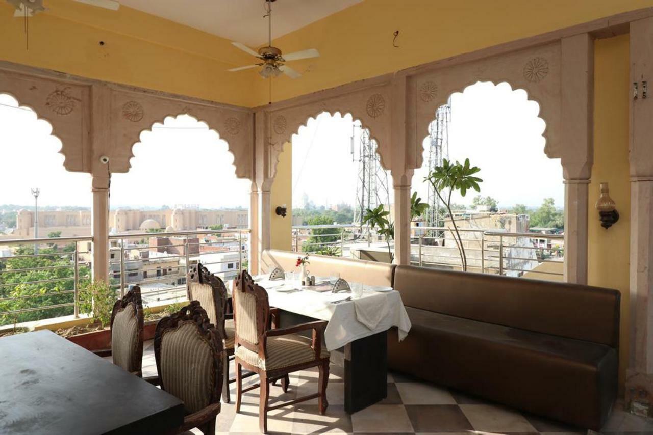 Juststay Mumtaz Mahal Agra (Uttar Pradesh)