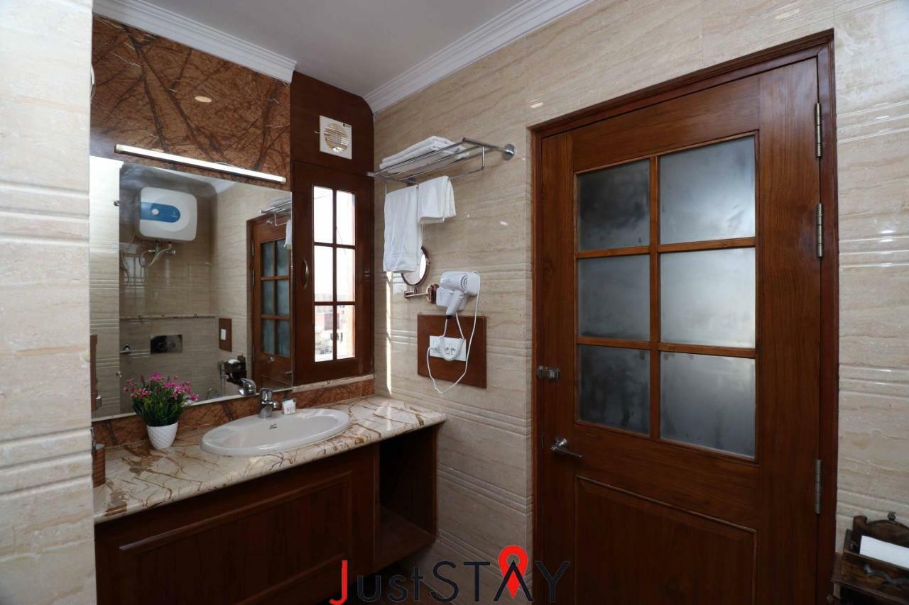 Hotel Juststay Mumtaz Mahal Agra (Uttar Pradesh)