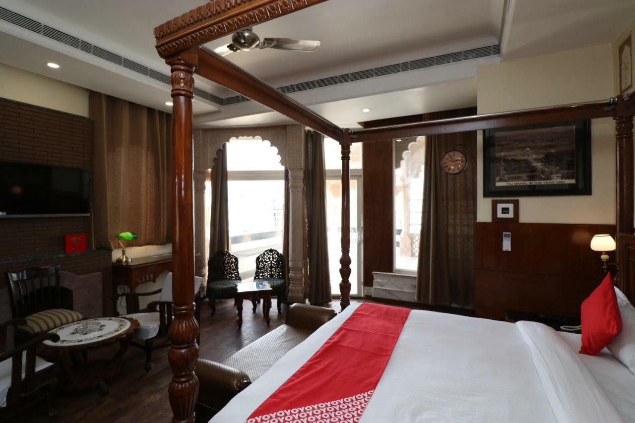 Juststay Mumtaz Mahal 3*